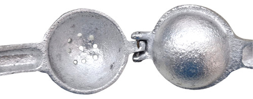 Exprimidor De Aluminio Para Limón Indio - 5 Cm