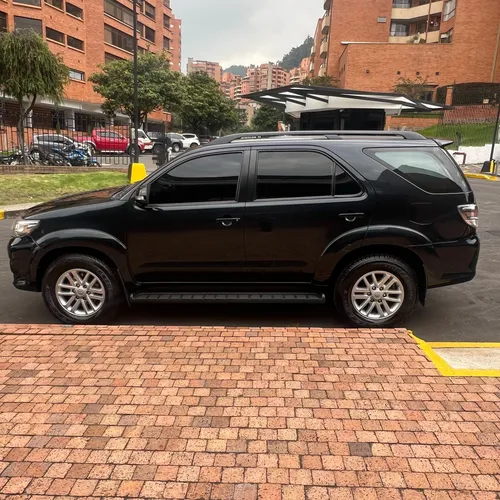 Toyota Fortuner 2.7l 4x2