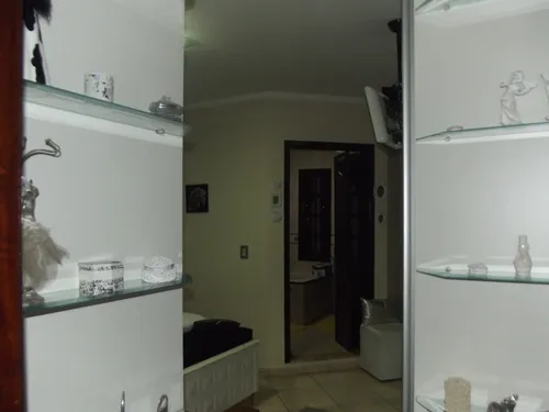 Sobrado 3 Dorms, (3 Suites),5 Banheiros, Garagem 5 Carros, Cozinha,churrasqueira