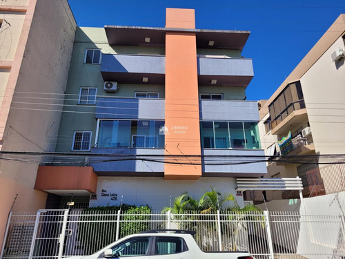 Imagem 12 de 17 de Apartamento De 02 Dormitórios Para Alugar Em Santa Maria Com Churrasqueira E Vaga Na Garagem - 86136