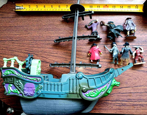 Mini Figuras Piratas Del Caribe (Usado)