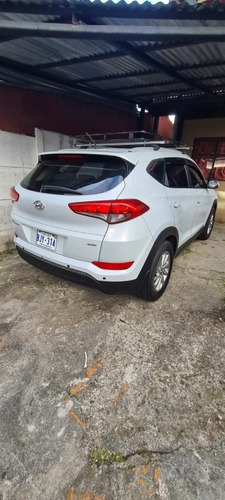 Imagen 11 de 14 de Hyundai Tucson Nacional