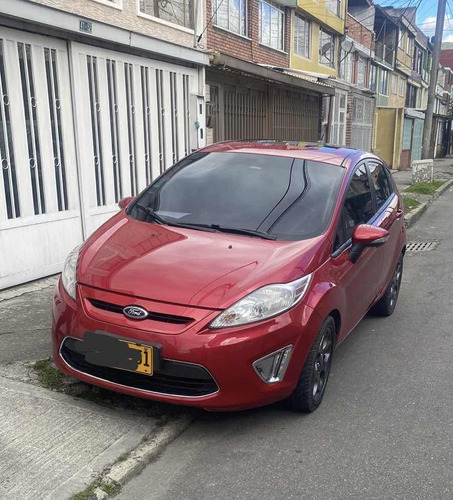 Ford Fiesta 1.6 Hatchback Mecánica