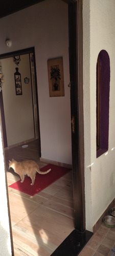 Venta De Hermosa Casa En 1 Er Piso A Metros De K41, Acceso Oeste