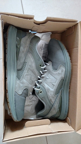 Tênis New Balance 1550 Reflective