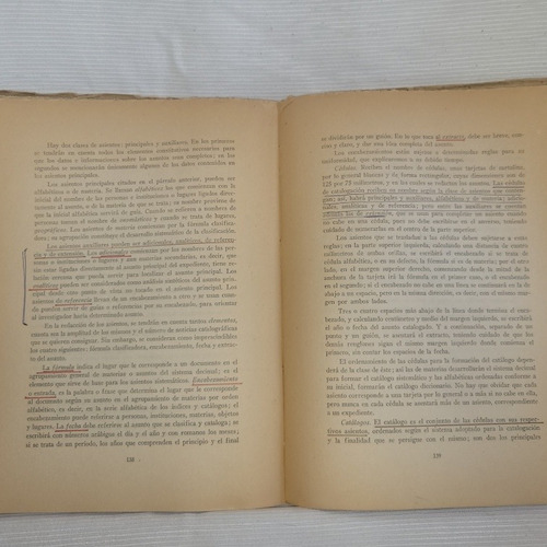 Imagen 10 de 10 de Elementos De Archivologia.ñ Juan De D Perez Galaz