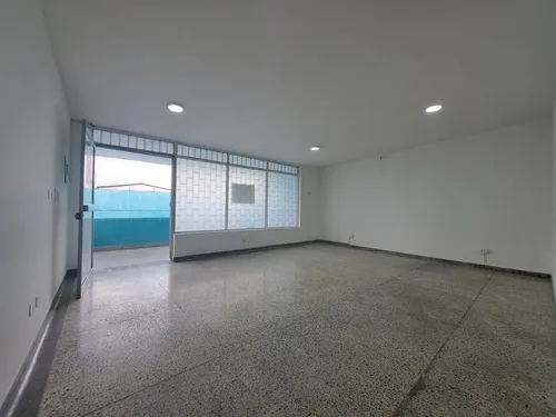 Oficina En Arriendo En Centro. Cod A20315