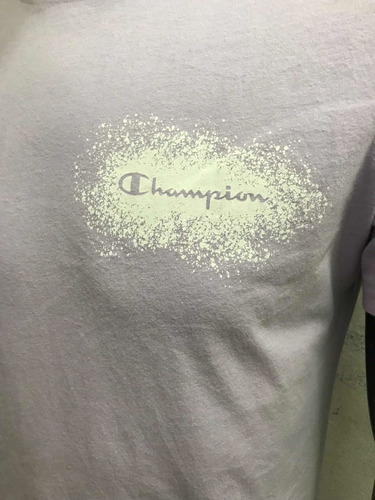 Remera Champion Talle Small Made In Pakistan