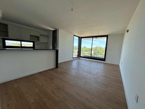 Se Vende Apartamento 2 Dormitorios Con Gge, Parque Miramar