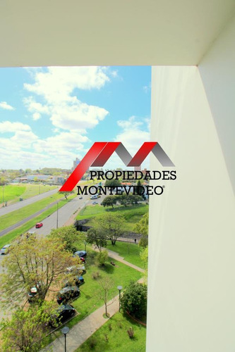 Apartamento 2 Dormitorios, 1 En Suite - Malvin