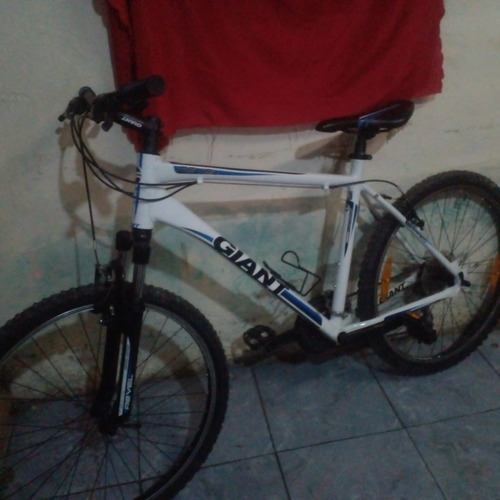 Imagen 1 de 3 de Rodado 26 . Giant