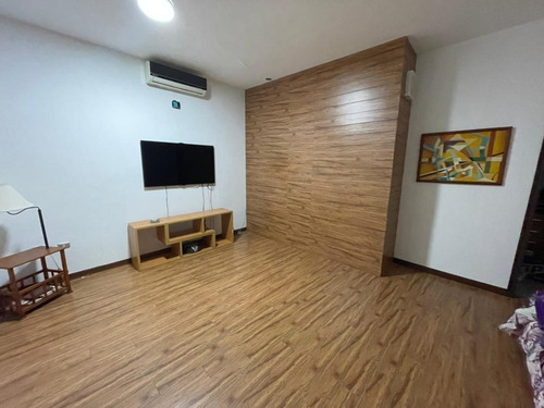 Imagen 7 de 26 de Fernando Perez Vende Bello Apartamento En La Urb El Parral Res Castellana