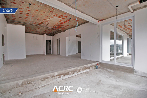 Imagem 8 de 30 de Acrc Imóveis - Apartamento No Bairro Ponta Aguda, Com Ampla Área Privativa E 04 Vagas De Garagem - Ap02365 - 33733930