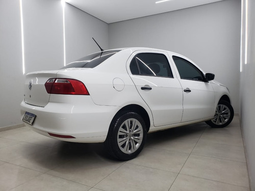 Volkswagen Voyage VOYAGE 1.0 FLEX 12V 4P