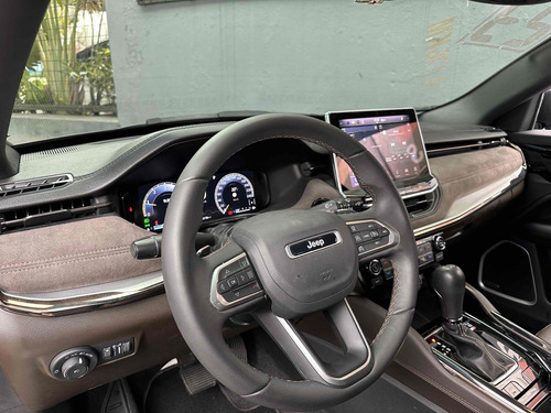 Jeep Commander 1.3 T270 TURBO FLEX OVERLAND AT6