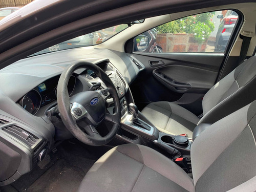 Imagen 4 de 8 de Ford Focus Se At 2012
