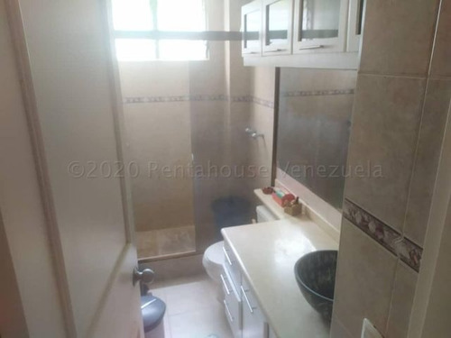 Apartamento En Venta La Boyera Cod. 21-6911