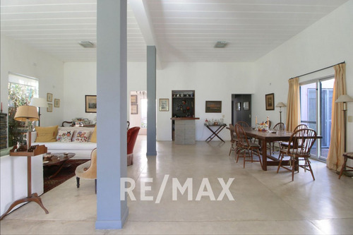 Casa 5 Ambientes En Venta En Manzanares