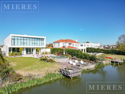 Impresionante Casa Al Lago En El Golf Nordelta