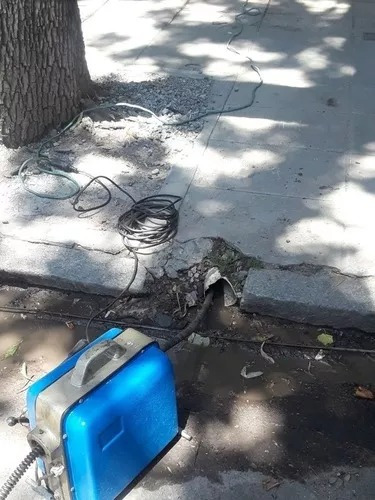 Imagen 3 de 10 de Destapaciones Cloacas, Pluviales, Zona Oeste, Con Maquina,