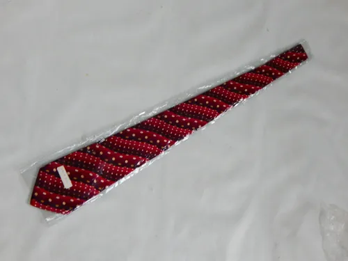Corbata Carolina Herrera Roja (Usado)
