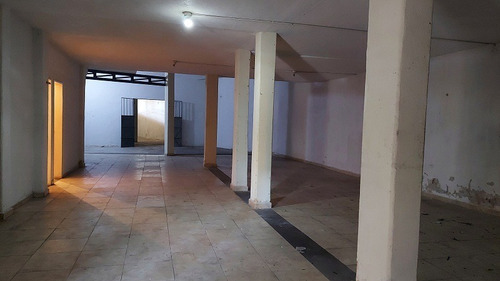 Imagen 4 de 15 de Local Comercial En Alquiler Av. Lisandro Alvarado137767