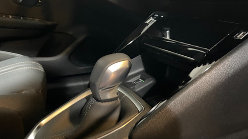 Imagen 21 de 25 de Peugeot 208 Feline Tiptronic