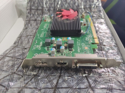 Imagen 2 de 4 de Tarjeta Gráfica Rx550 2gb Ddr5