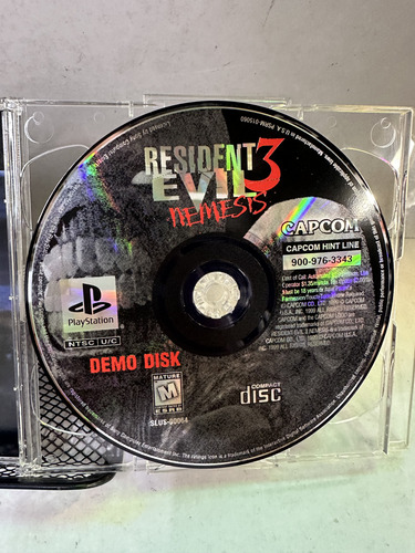 Dino Crisis | Ps1 Play Station 1 Completo Con Demo Re3 (Usado)
