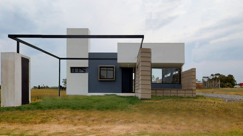 Casa  En Venta En Villa Parque Sicardi, La Plata, G.b.a. Zona Sur