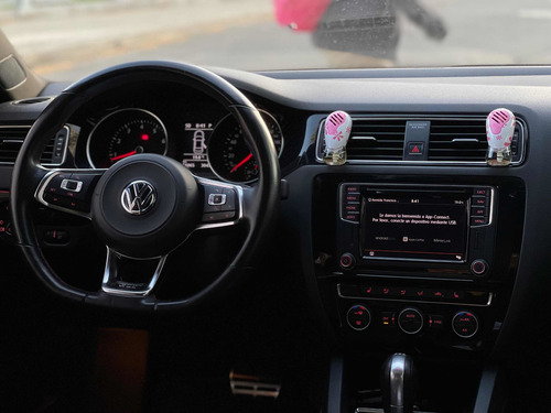 Imagen 19 de 25 de Volkswagen Vento 2018 2.0 Tsi Gli 211cv App Connect + Nav
