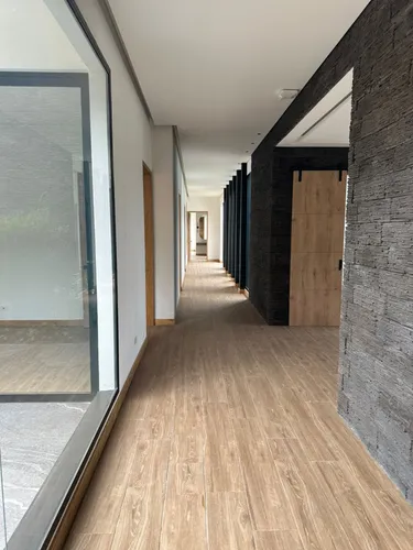 Casa En Venta En Llanogrande. Cod V12575