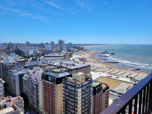 Venta Gran Loft Con Vista Panorámica Al Mar Y A La Ciudad