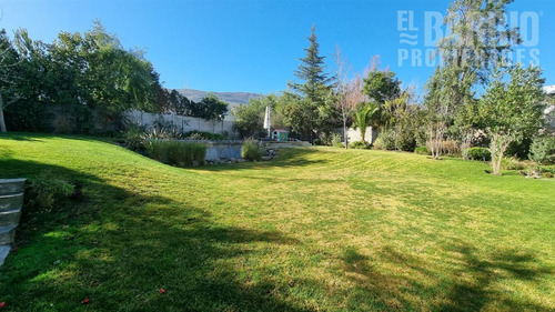 Casa En Venta De 3 Dorm. En Piedra Roja, Chicureo
