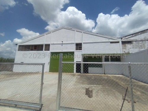 Galpon En Venta En Zona Industrial La Guacamaya  Av Lizandro Alvarado Uso Industrial Y Comercial 