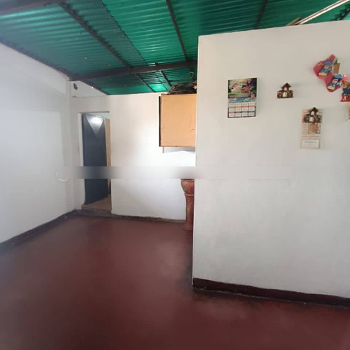 Imagen 2 de 9 de Venta Casa En Catia La Mar Ref 1609