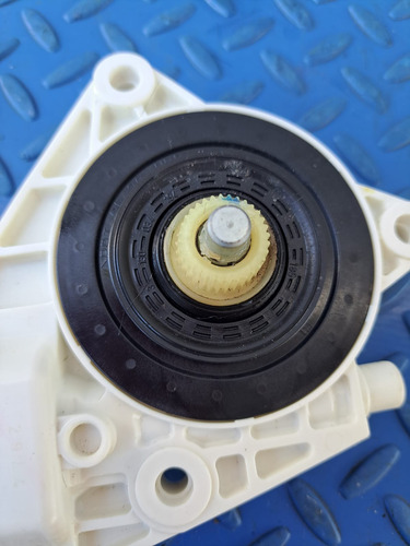 Motor Elevador Trasero Izquierdo Dodge Dart 2013 2014 A 2016 (Usado)