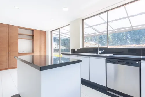 Casa En Venta En Guaymaral. Cod V4316