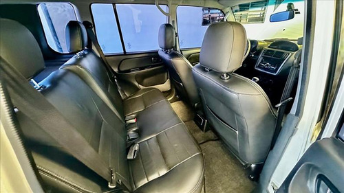 Mitsubishi Pajero TR4 2.0 Flex Automática 4x2 2015