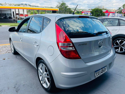 Imagem 7 de 15 de Hyundai I30 2.0 Mpfi Gls 16v Gasolina 4p Automático