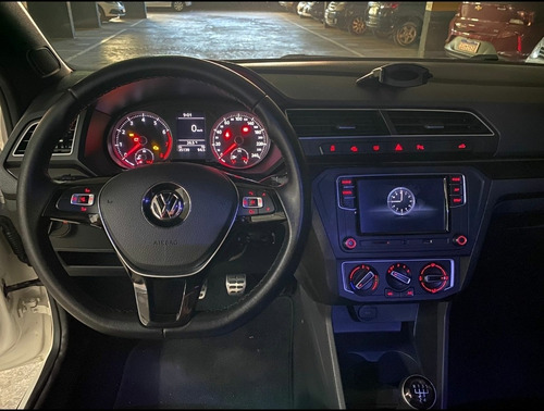 Imagem 8 de 8 de Volkswagen Saveiro 1.6 16v Cross Cab. Dupla Total Flex 2p