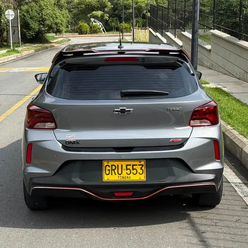 Chevrolet Onix 1.0T Rs Mt
