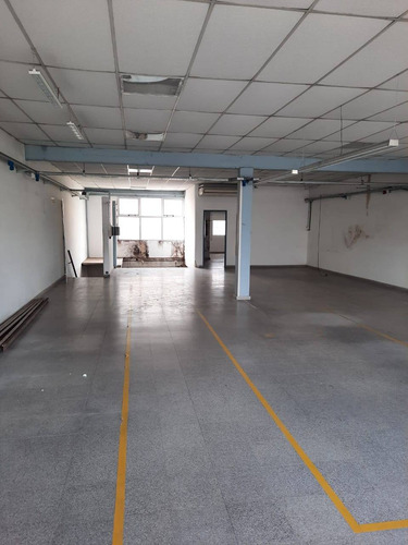 Galpón De 500 M2 En Dos Plantas