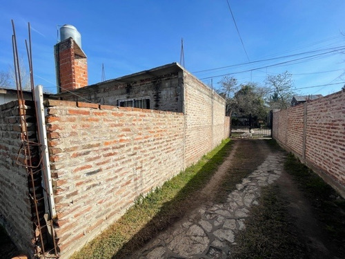 Imagen 6 de 6 de Venta- Terreno Con Construcción En Tristán Suárez!