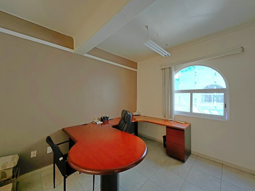 Casa 281m2 / 5r / 4b