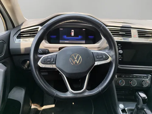 Volkswagen Tiguan 5p Comfortline L4/1.4/T Aut