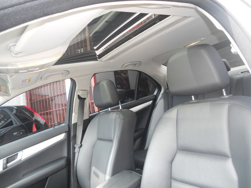 Imagem 3 de 10 de Mercedes-bens C200