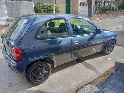 Chevrolet Corsa Classic 1.6 Gl Aa Dh