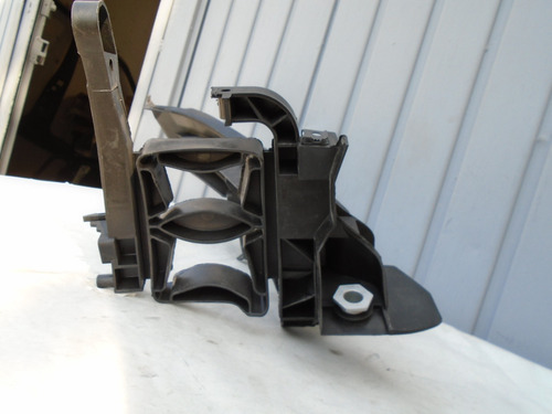 Guia Soporte Faro Izquierdo Audi A4 2010 8k0805607c