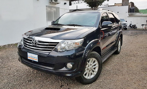 Toyota Sw4 Srv 3.0tdi 4x4 At / 7 As